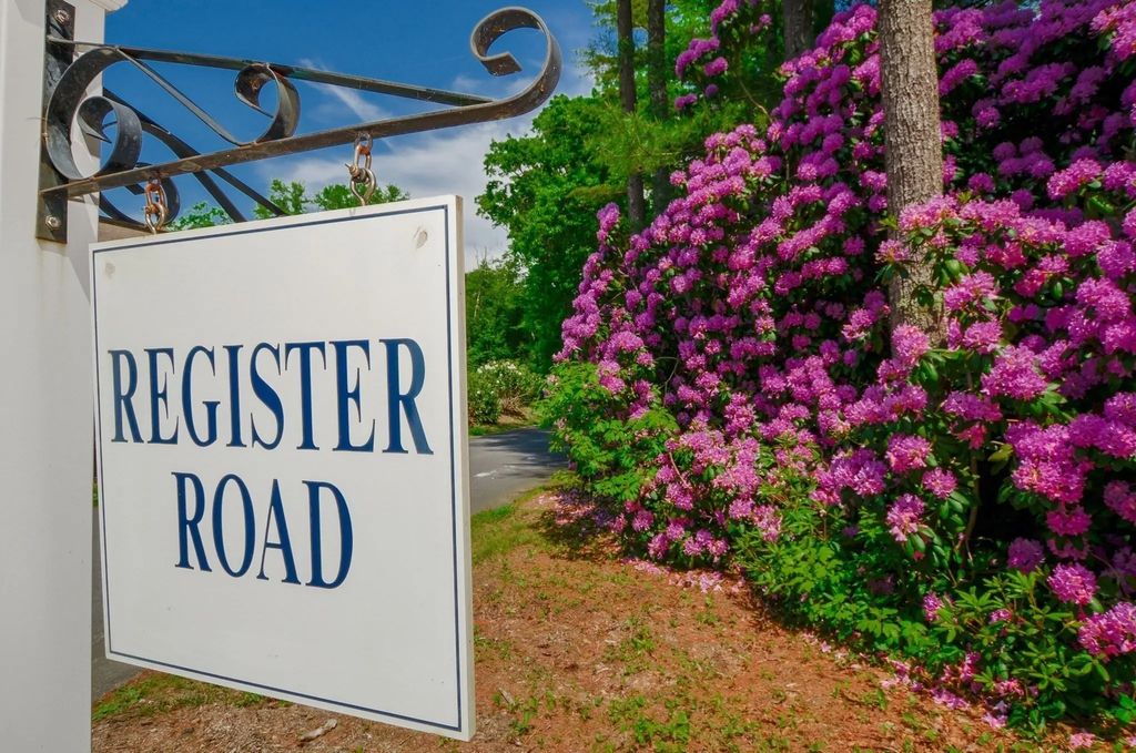 Register Road, Marion