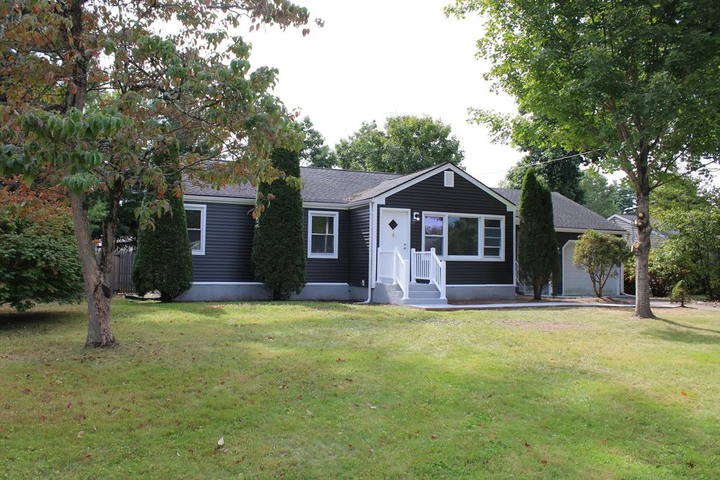 158 Woodcrest Rd, Springfield