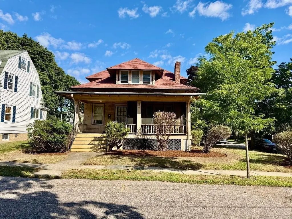 38 Raleigh Rd, Belmont