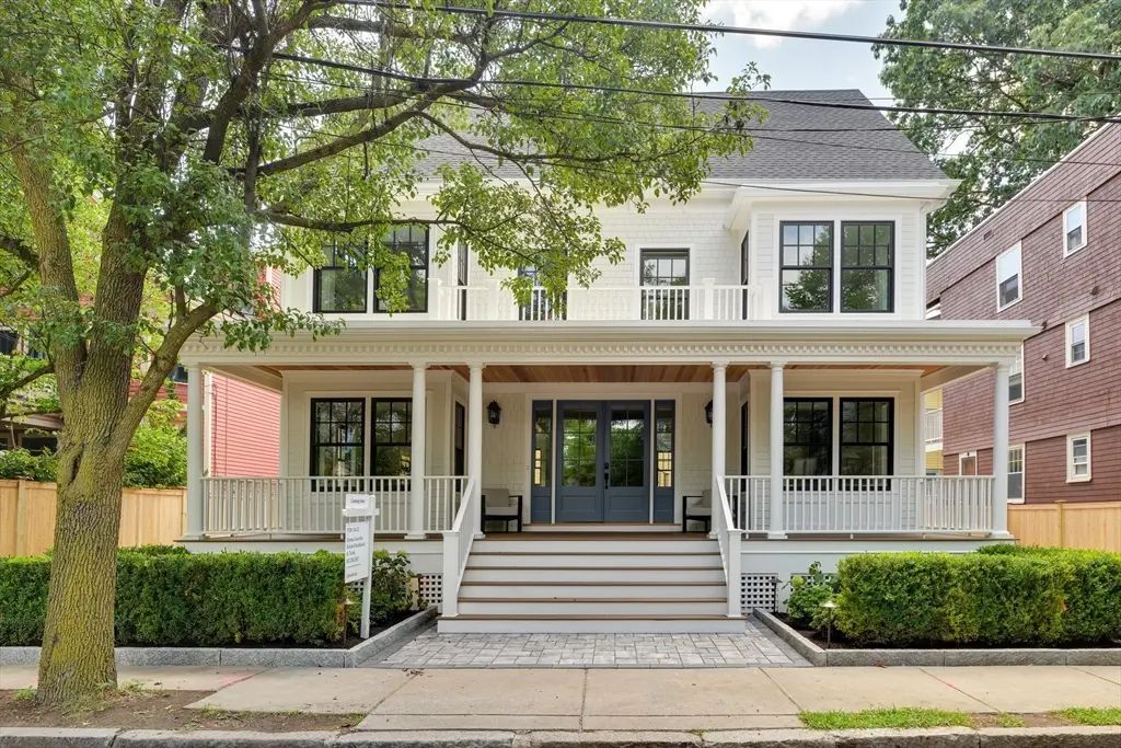 74 Hammond St, Cambridge