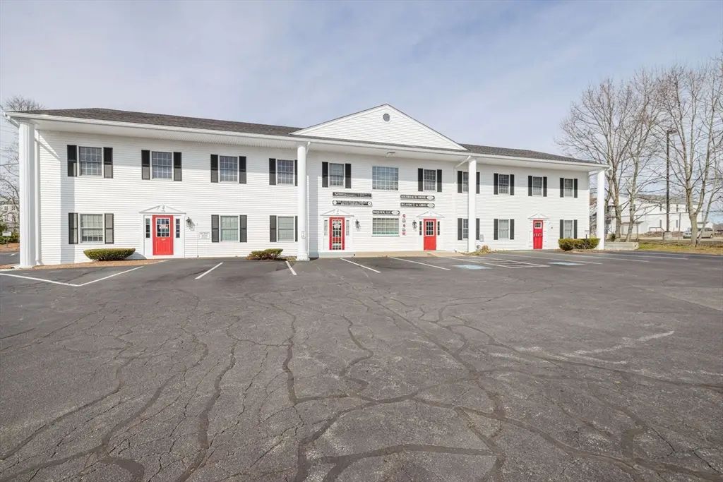 63 Winthrop St #5, Taunton