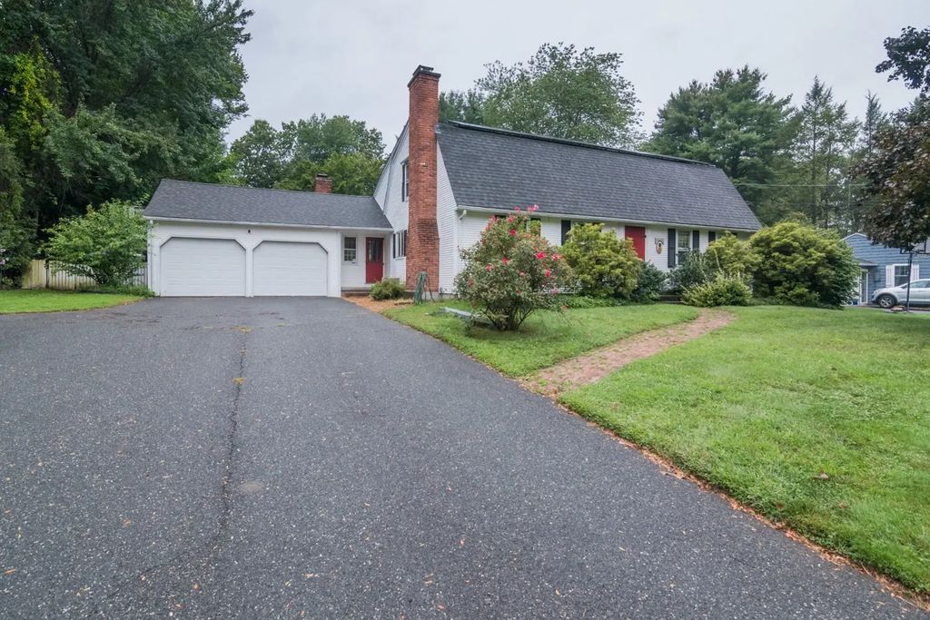 78 Melwood Ave, East Longmeadow
