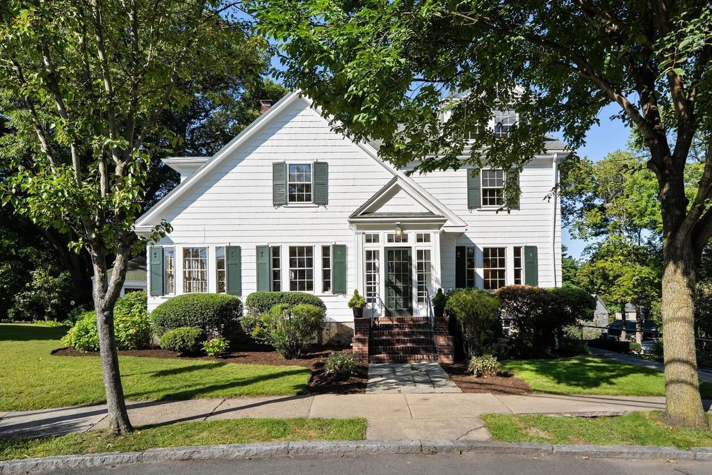 70 Kensington Park, Arlington