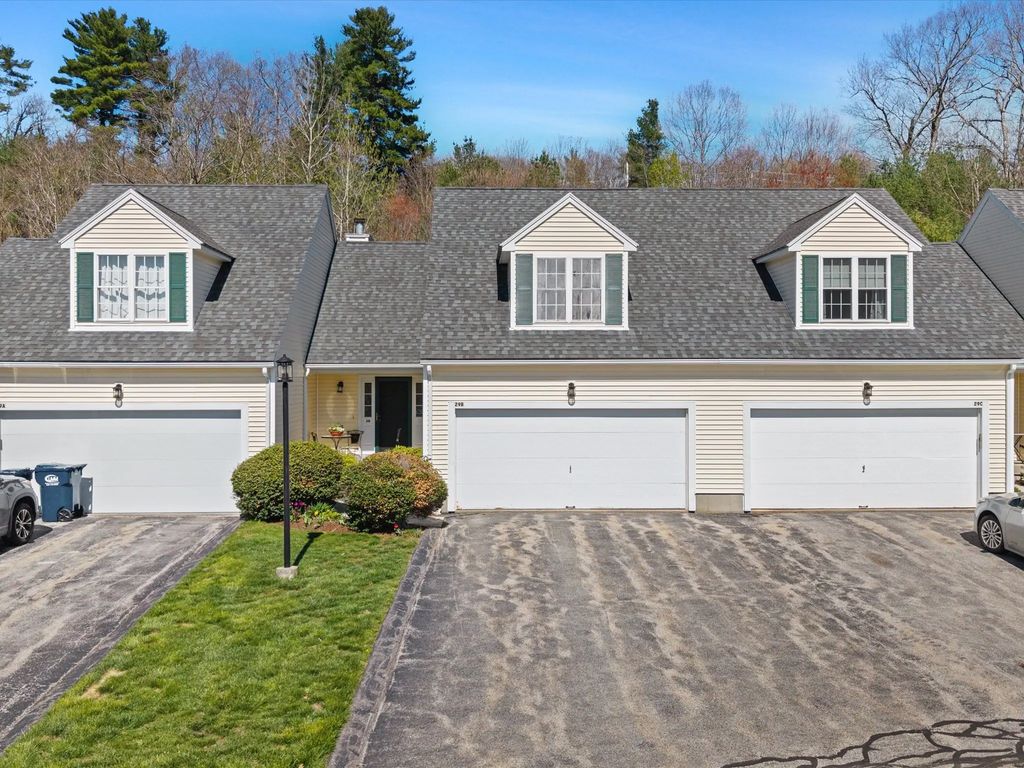 29 Coldspring Dr #b, Sutton