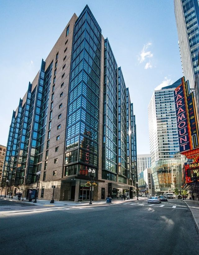 580 Washington St #6f, Boston