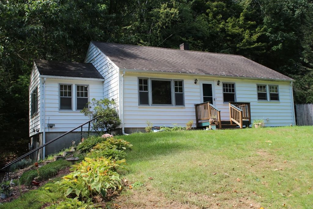 390 Worcester Rd, Barre