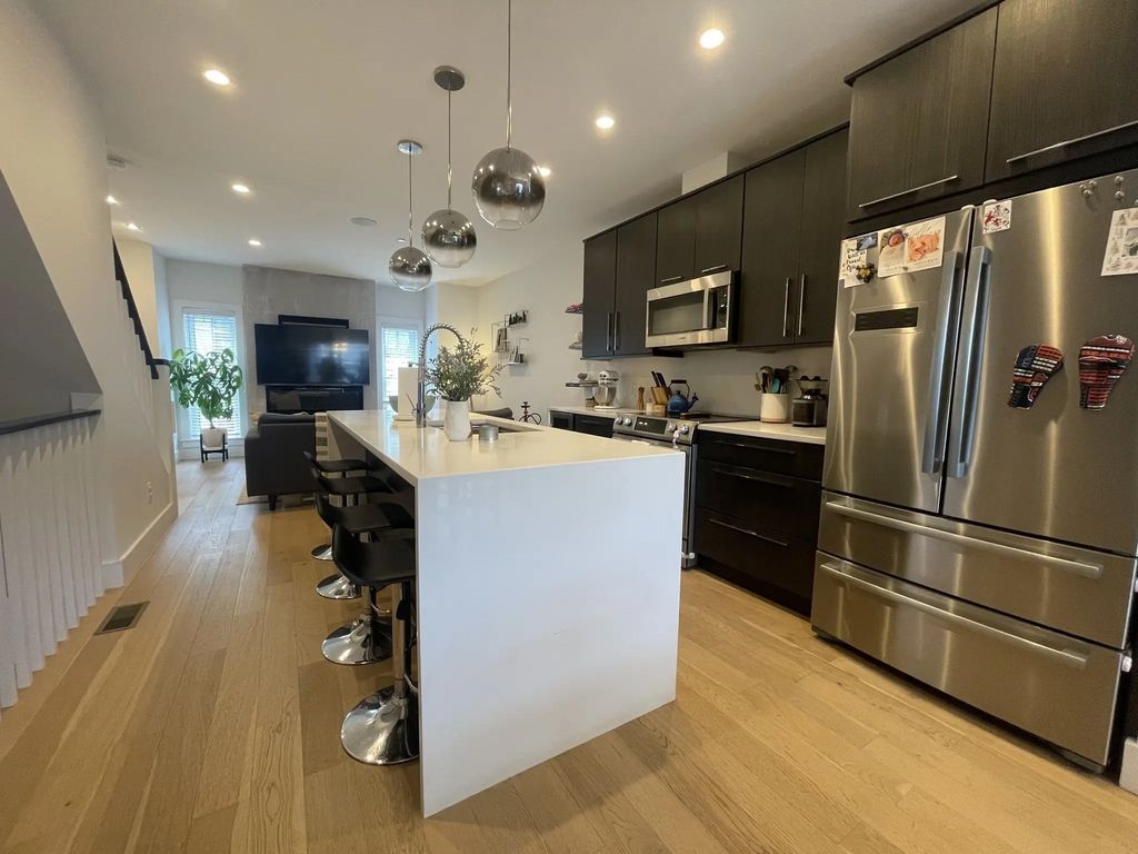 3 Lamson Court, Boston