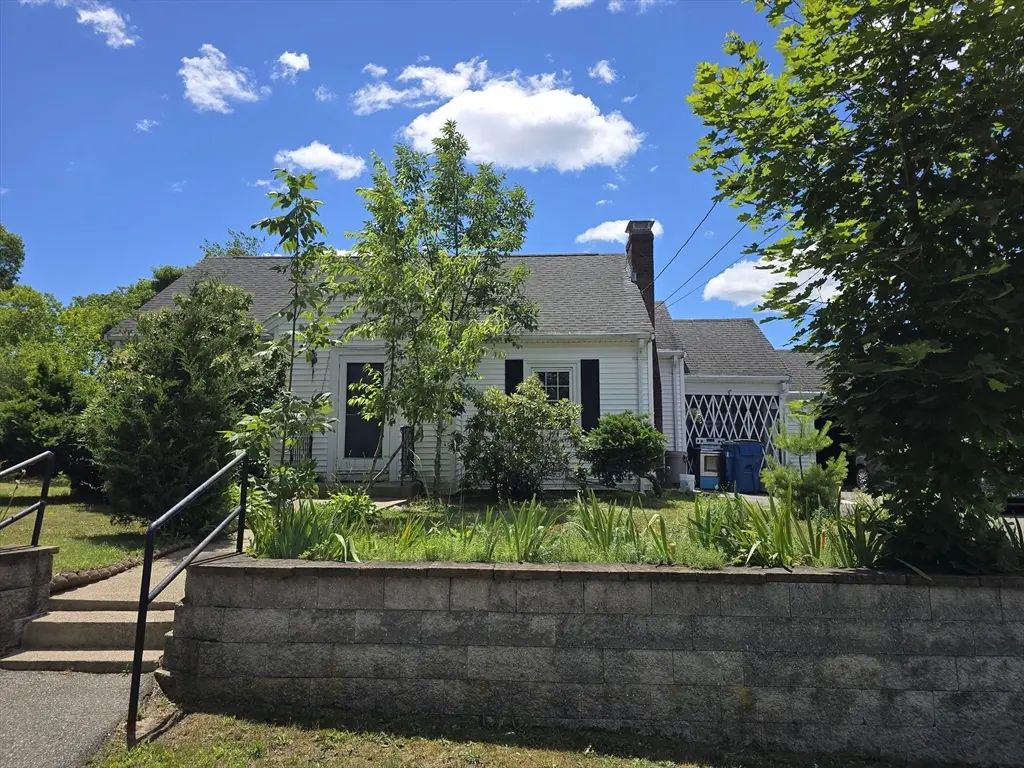 26 Edwin St, Randolph