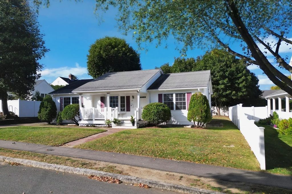 29 Ashworth Road, Quincy