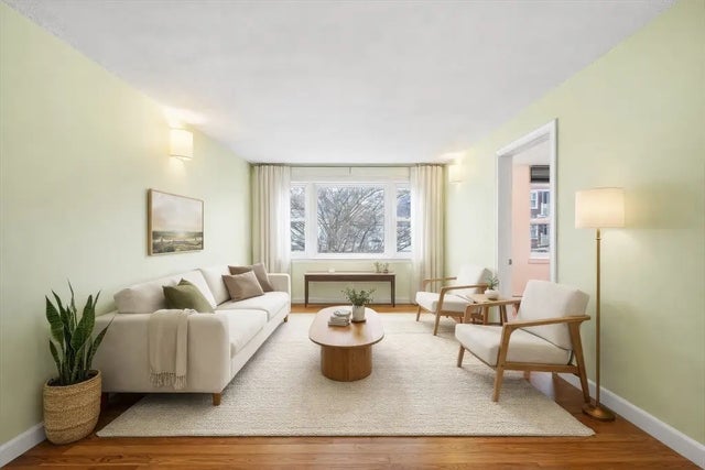 150 Wrentham St #9, Boston