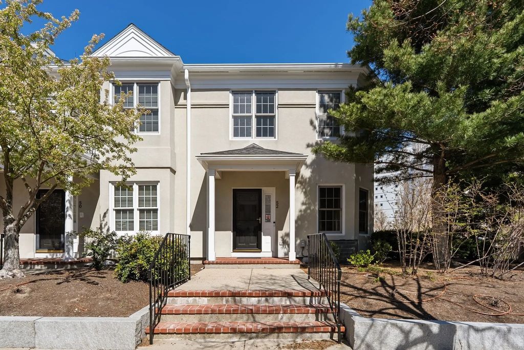 52 Tilden Commons Drive #52, Quincy