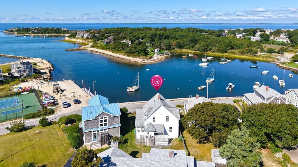 13 West Ave, Falmouth
