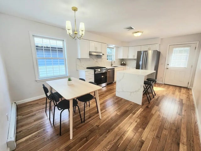 121 Condor #2, Boston