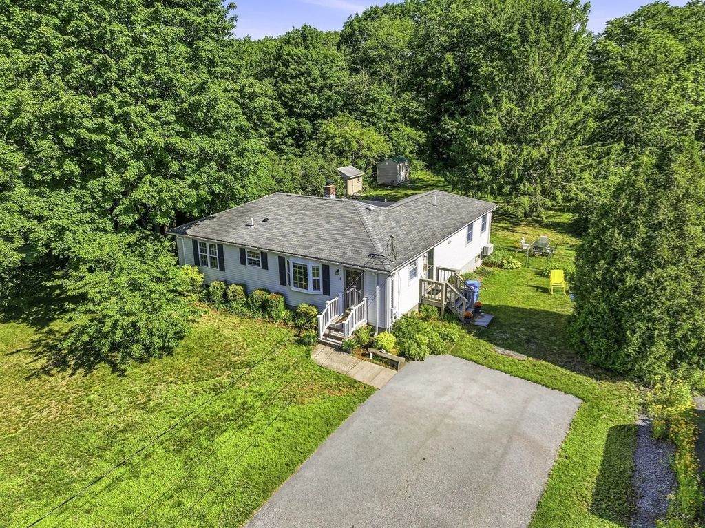58 Wedgewood Dr, Holliston