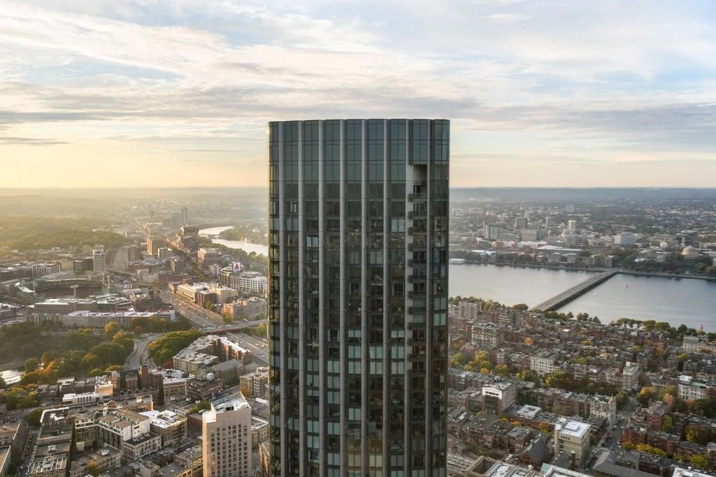 1 Dalton Street #3805, Boston
