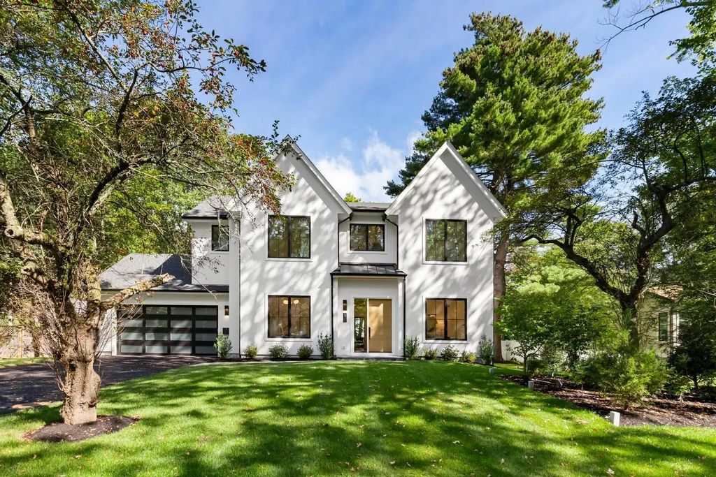 470 Quinobequin, Newton