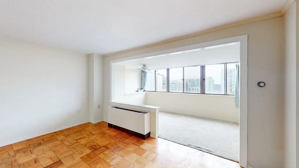 9 Hawthorne Place #11b, Boston