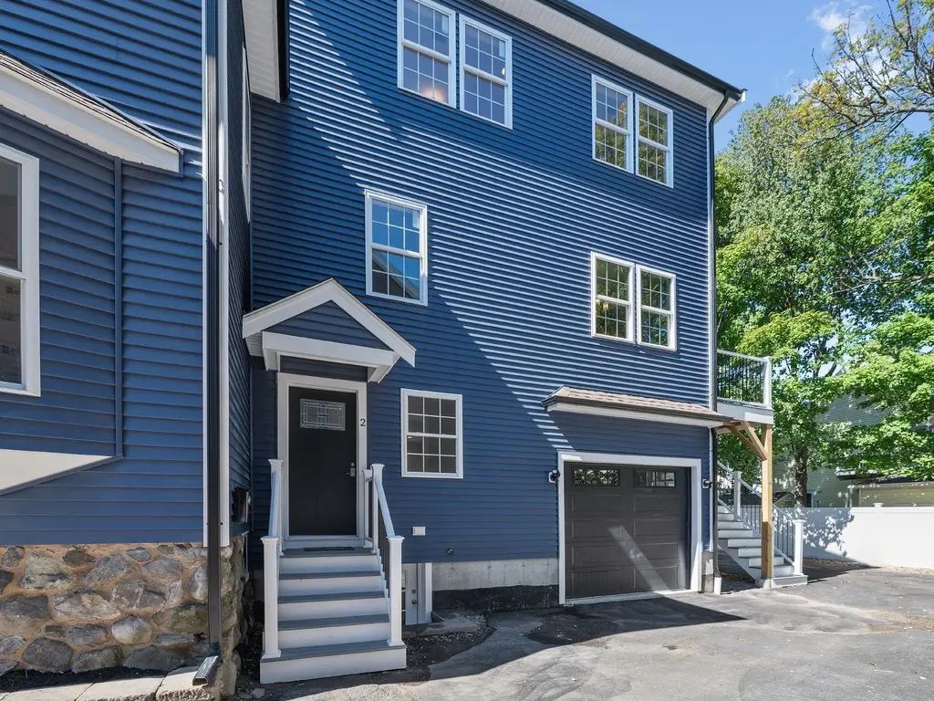 26 Fuller Street #2, Waltham