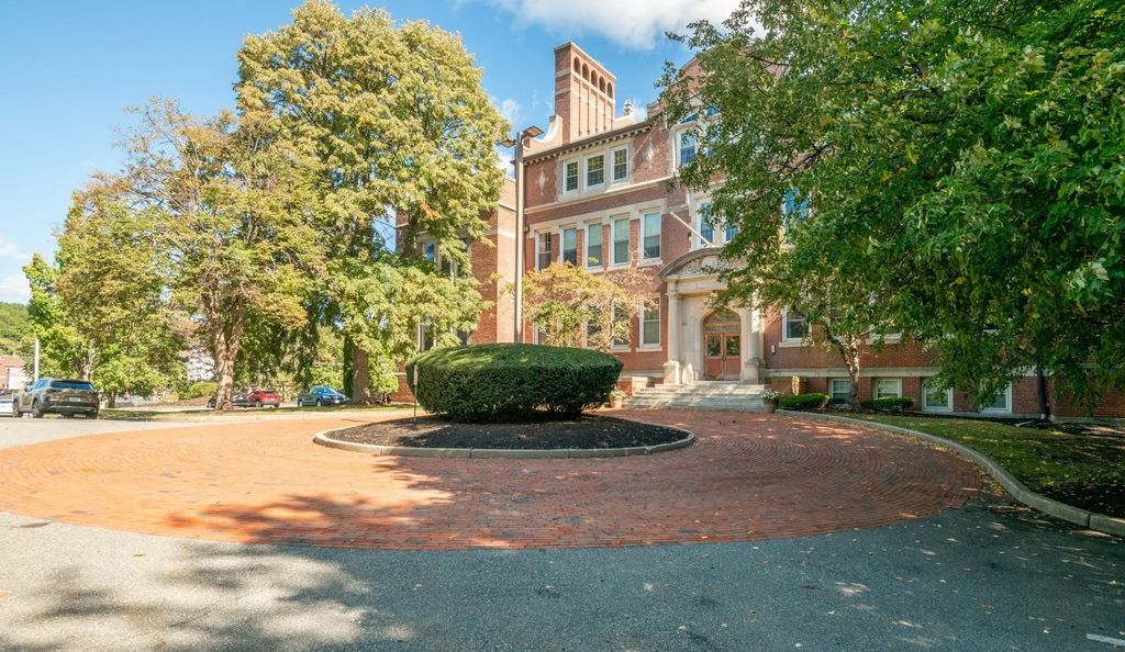 20-30 Daniels St. #318, Malden