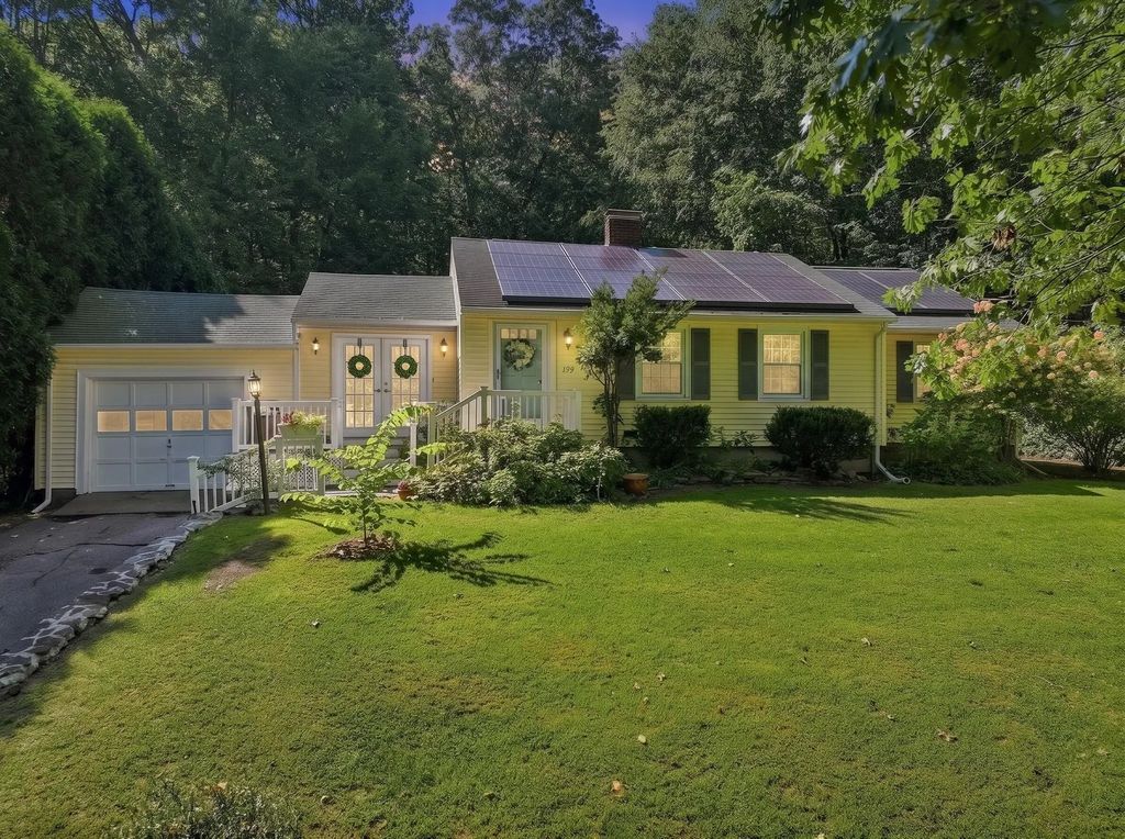 199 Brigham Hill Road, Grafton