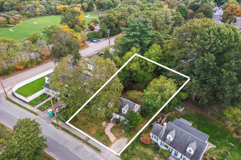 2 Eisenhower Ave, Natick