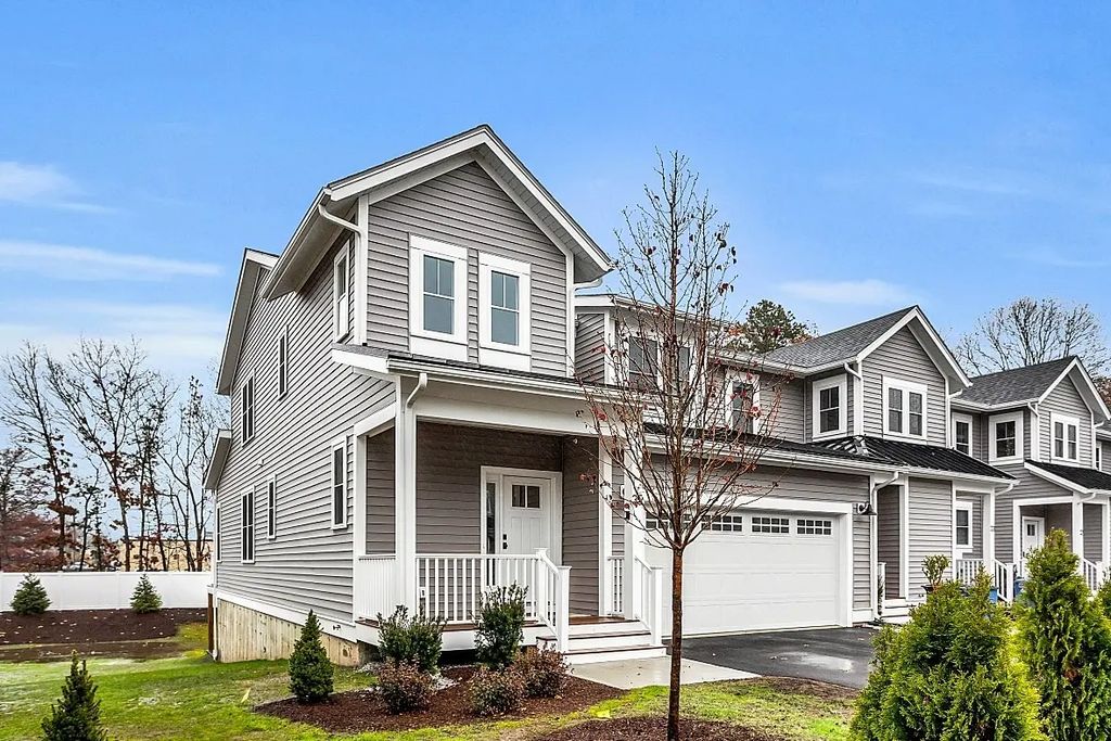 7 East Dexter Avenue #13, Woburn