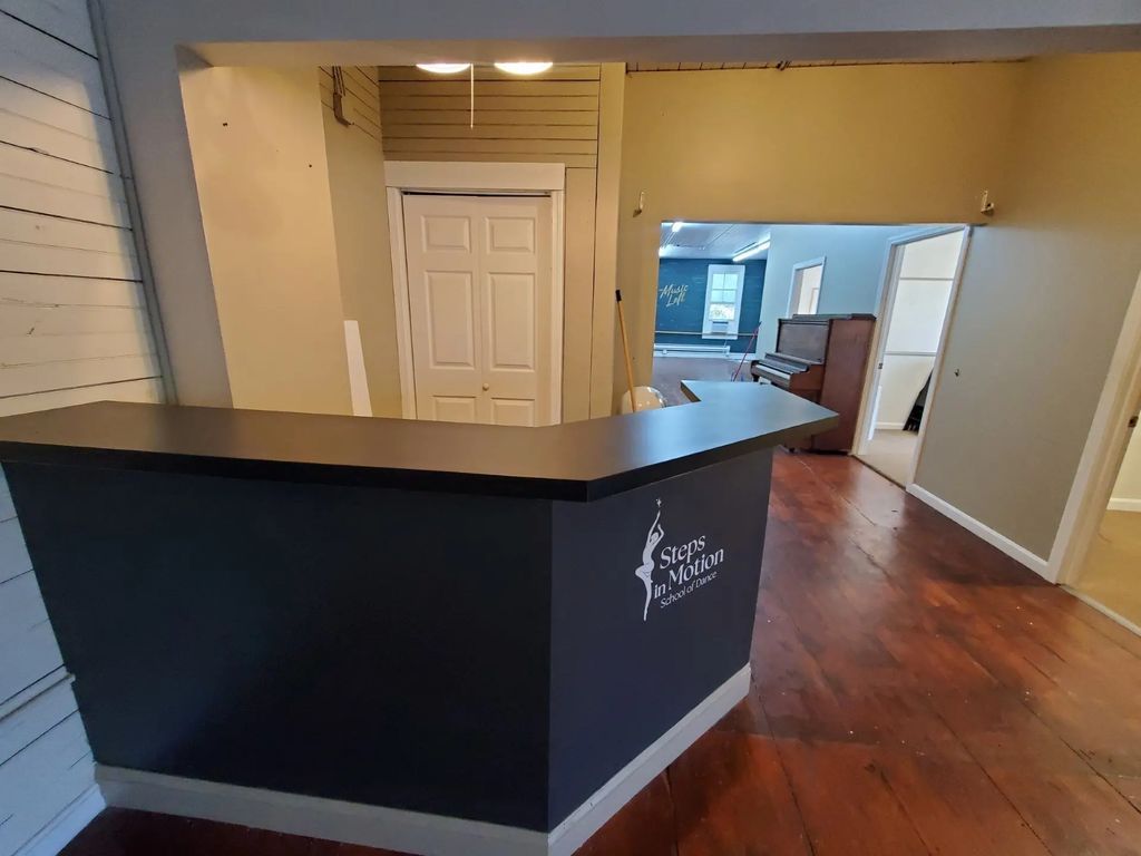 48 Central Square #2, Bridgewater