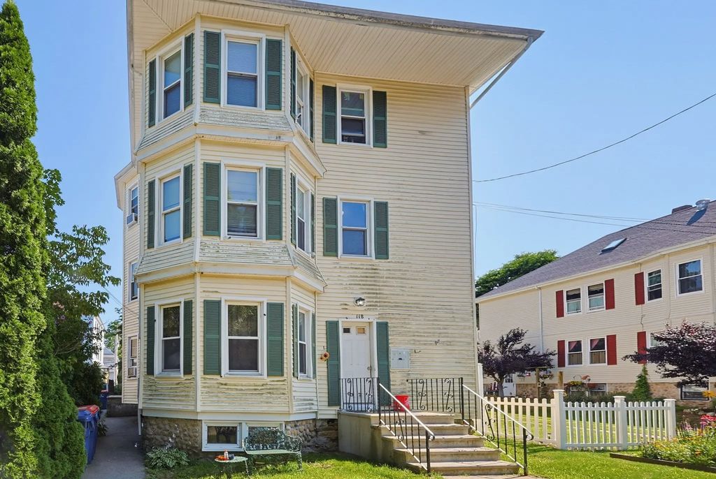 118 Irvington St, New Bedford
