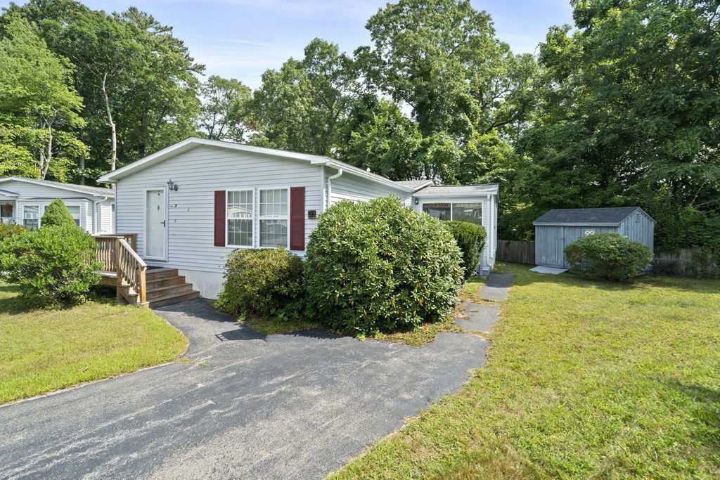 9 Hornbeam, Rockland