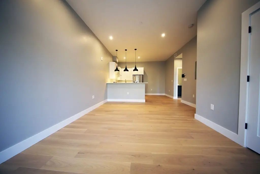 60 Cross St E #109, Somerville