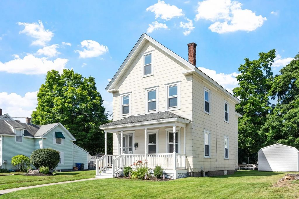 155 Pond St, Leominster