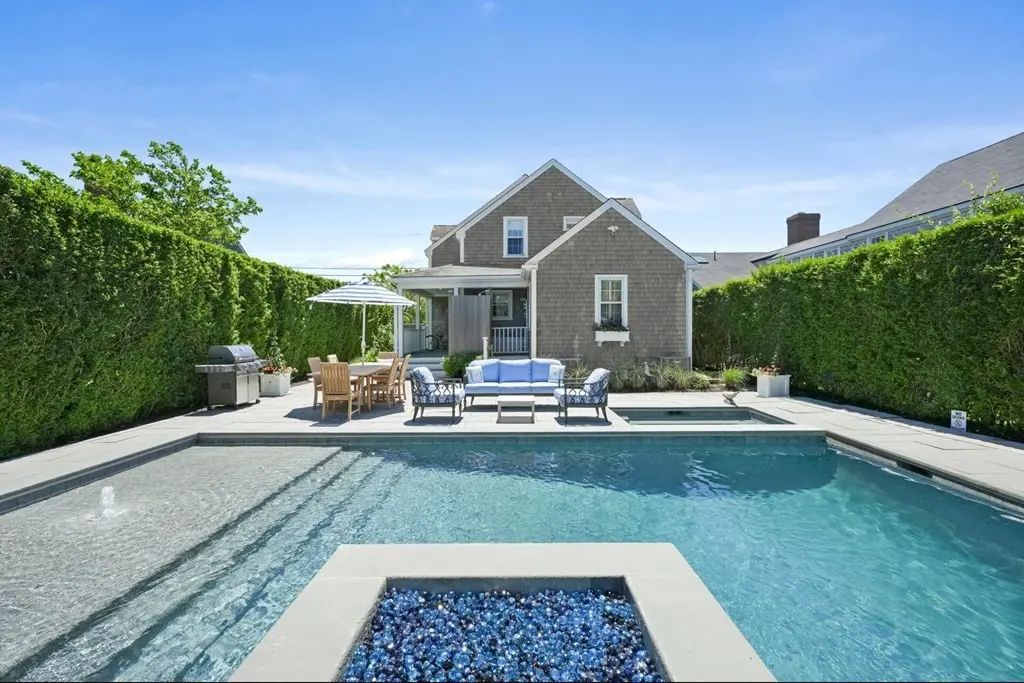39 Milk Street, Nantucket