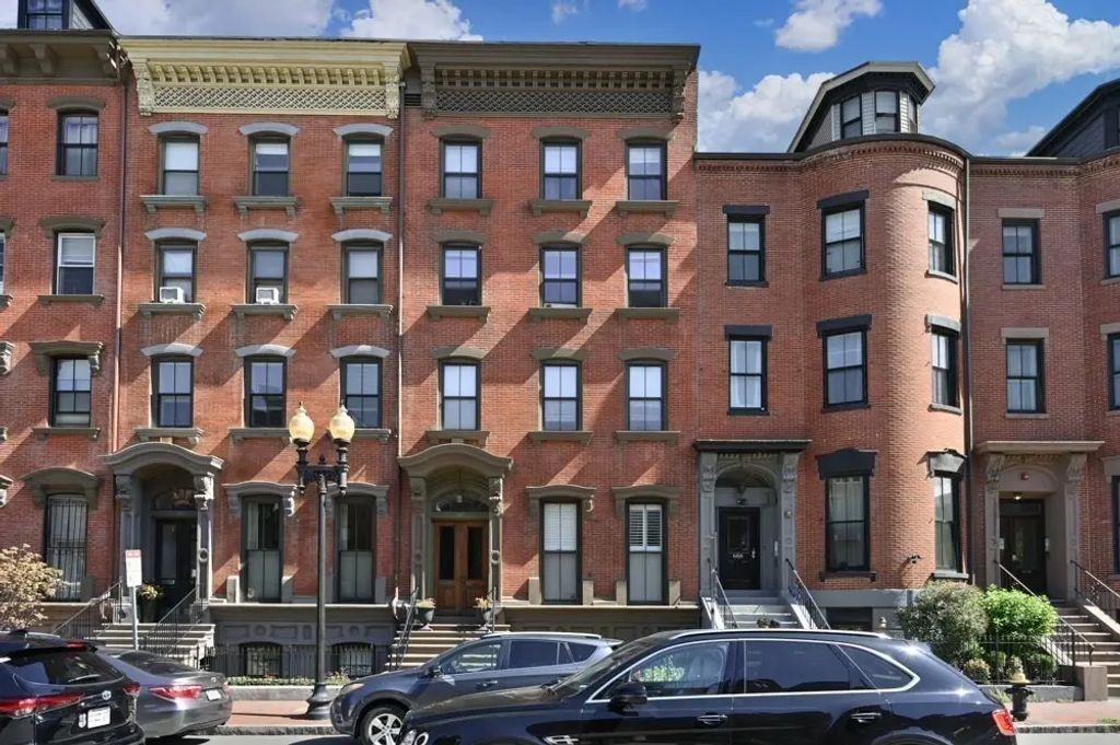 664 Massachusetts Ave #4, Boston