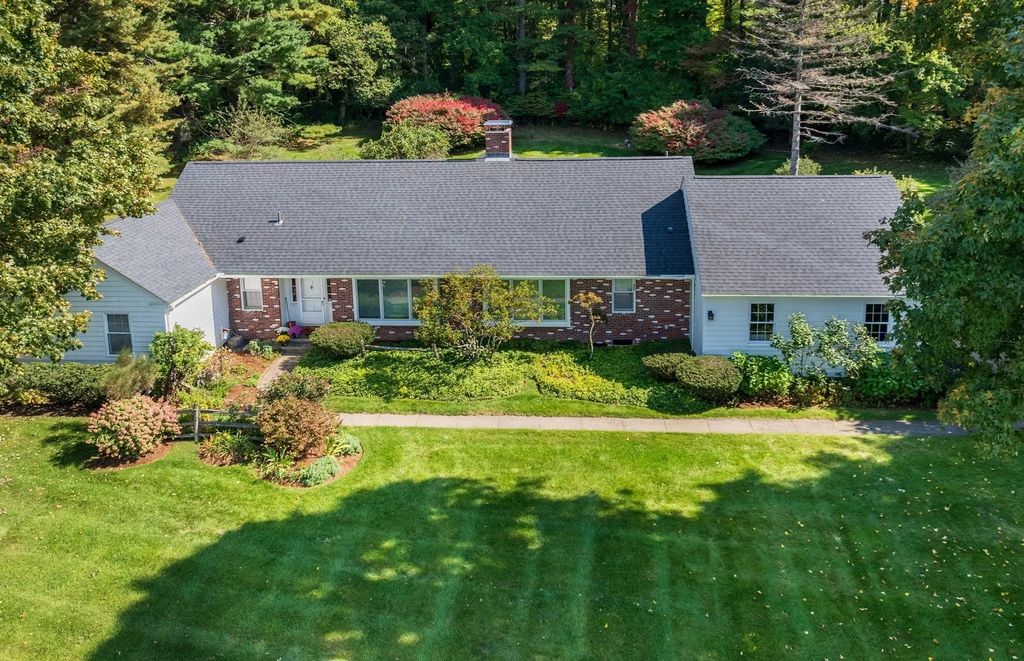 1196 Florence Rd, Northampton