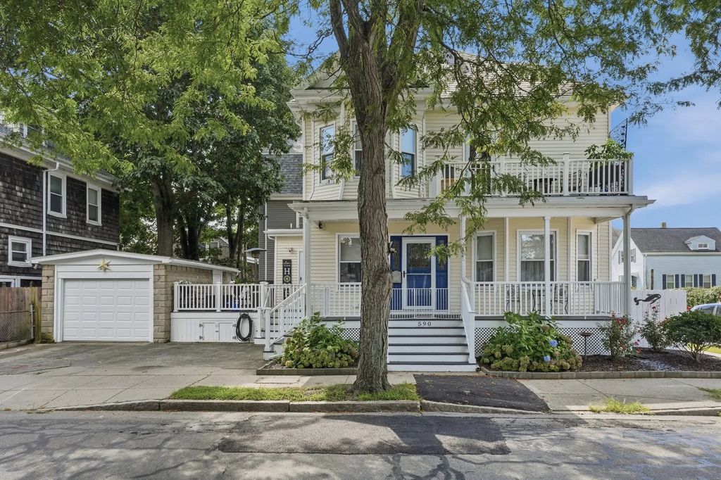590 Union Street, New Bedford