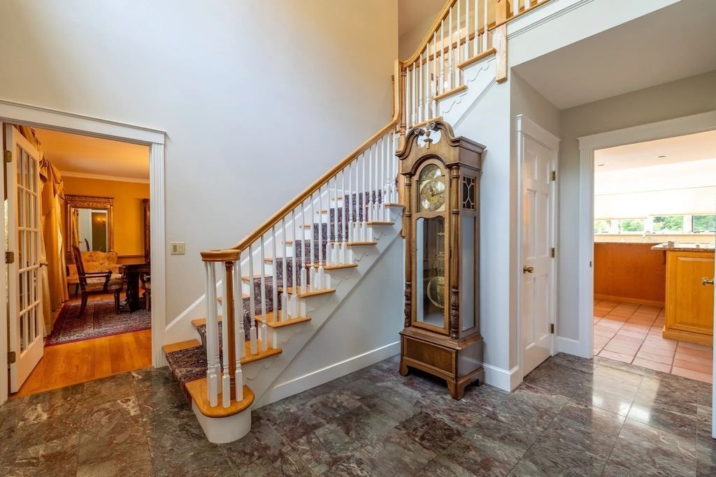 56 Holt Rd, Andover