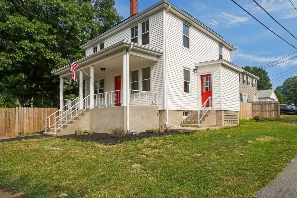 60 Highland, Cumberland