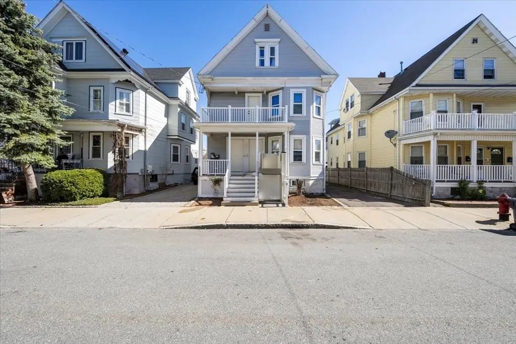 15 Porter St, Everett