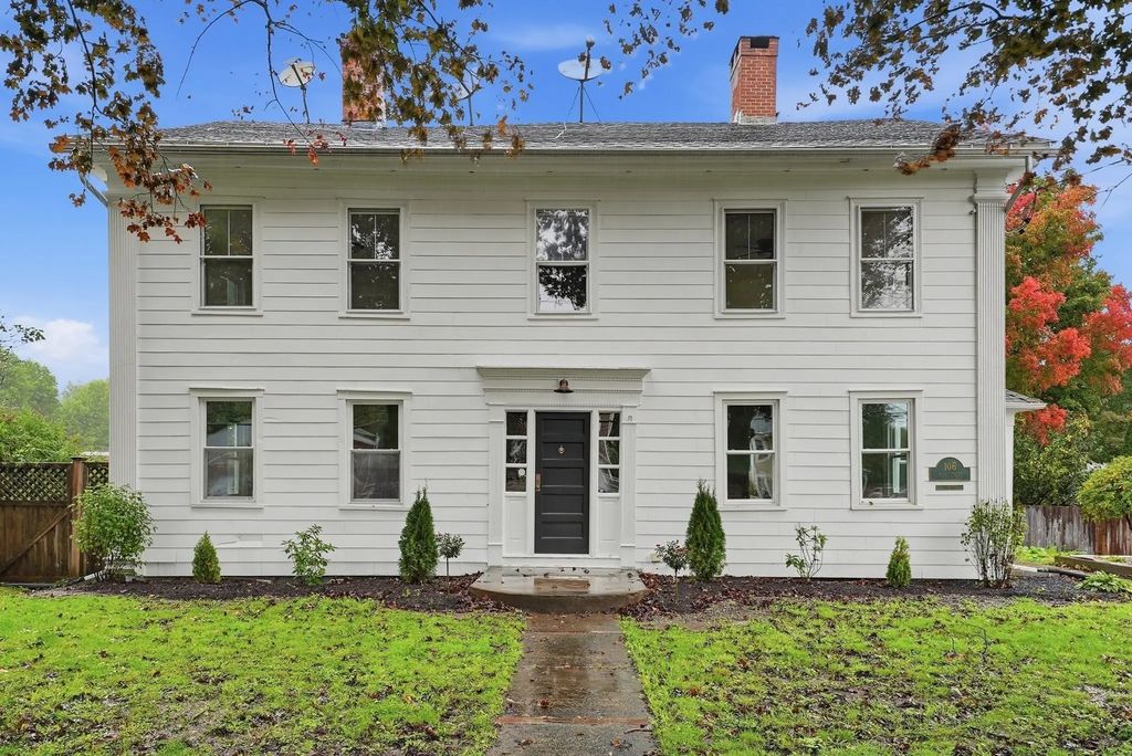 106 Main St, Blandford