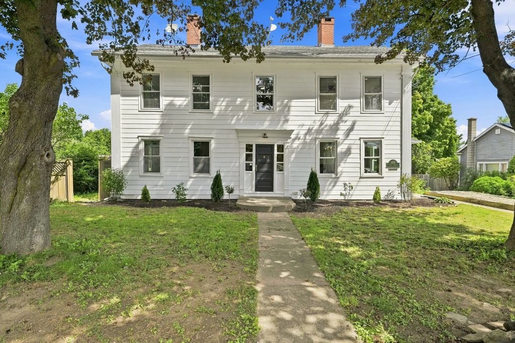 106 Main St, Blandford