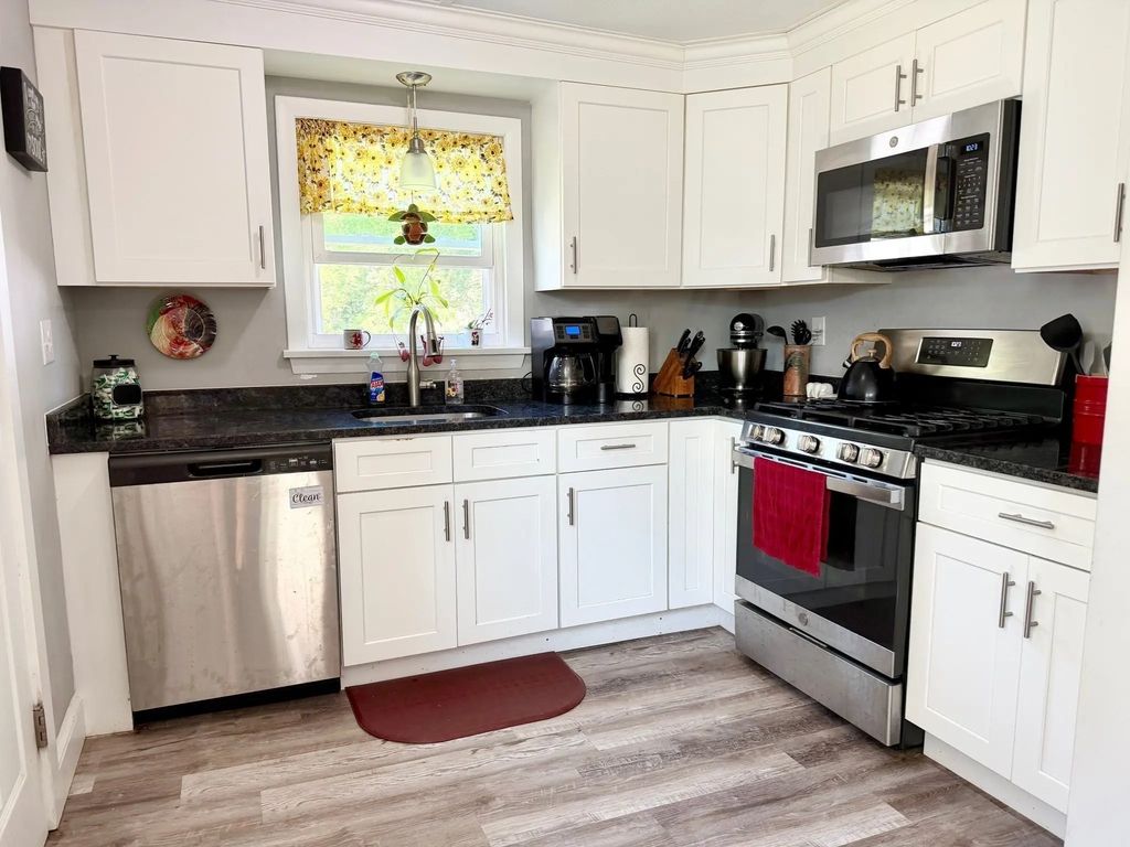 7 General Cobb St #7, Taunton