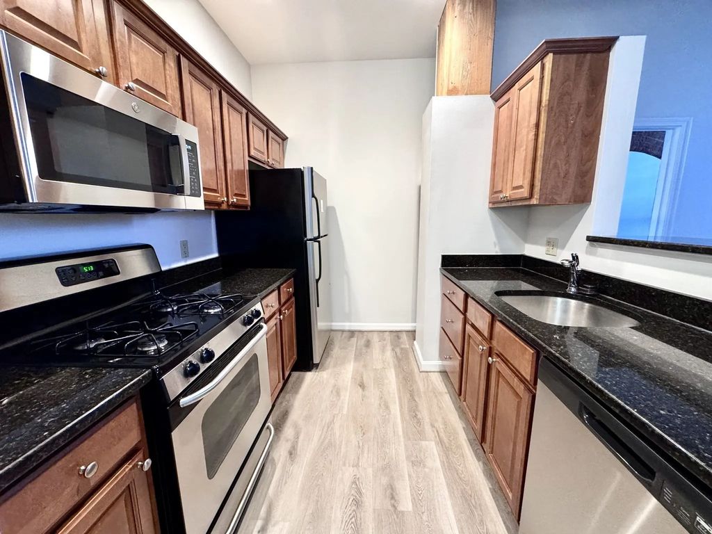 4 Bishop Street #113, Framingham