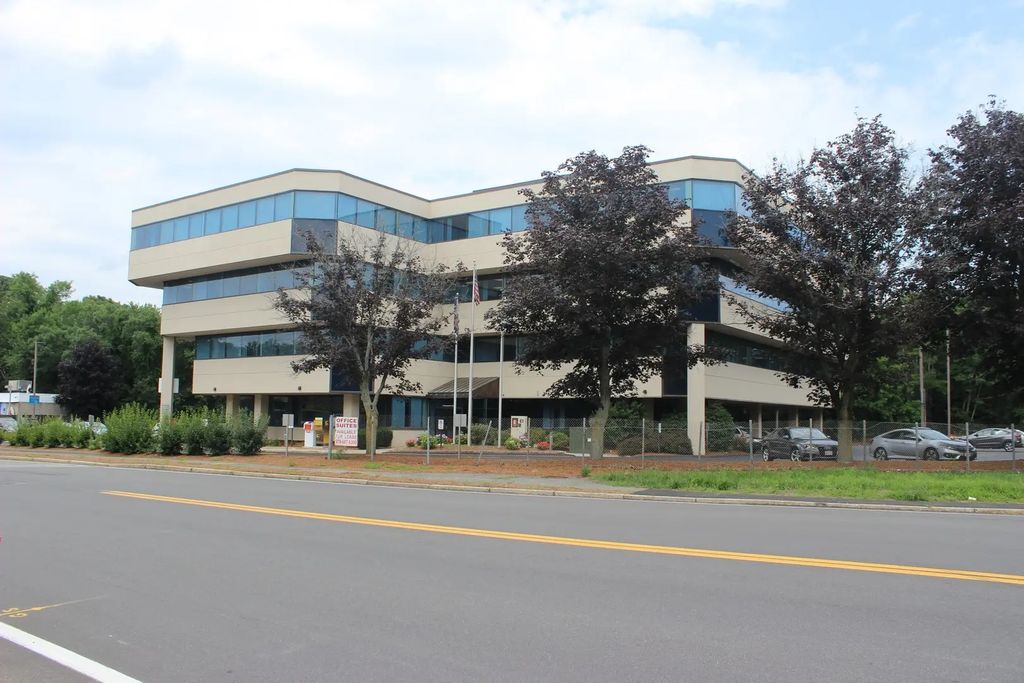 30 Massachusetts Avenue #104, North Andover