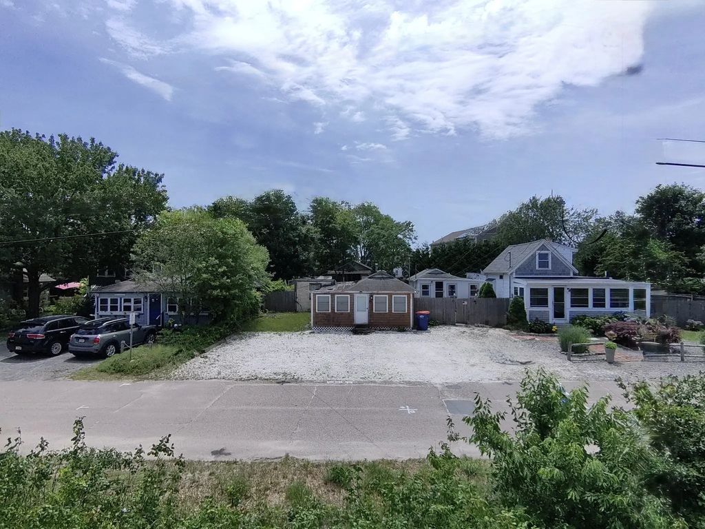 44 North Blvd, Wareham