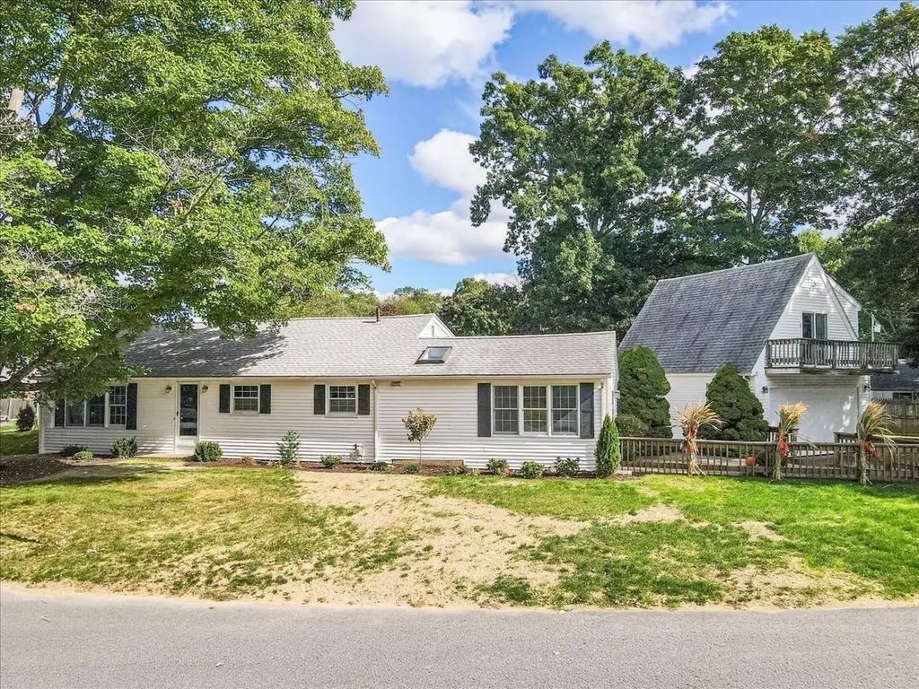 29 Bonneau Street, North Attleboro