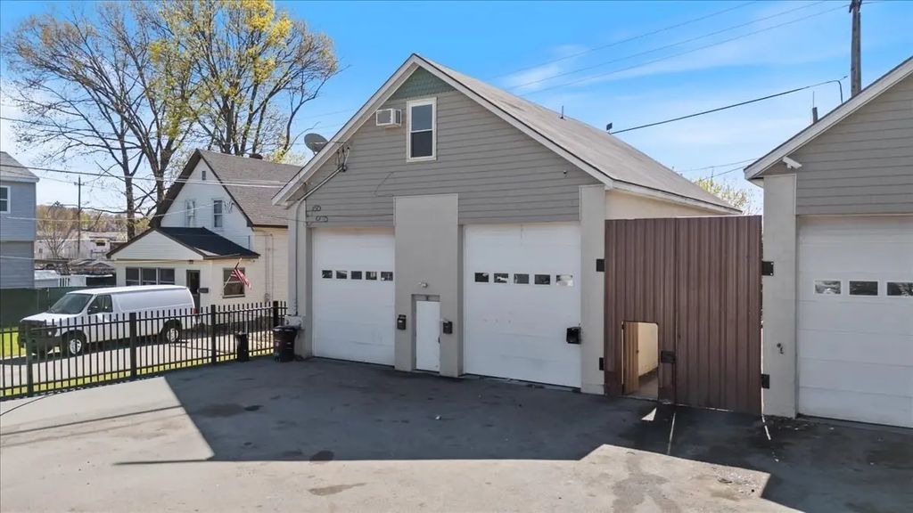 33 Garfield St, Lawrence