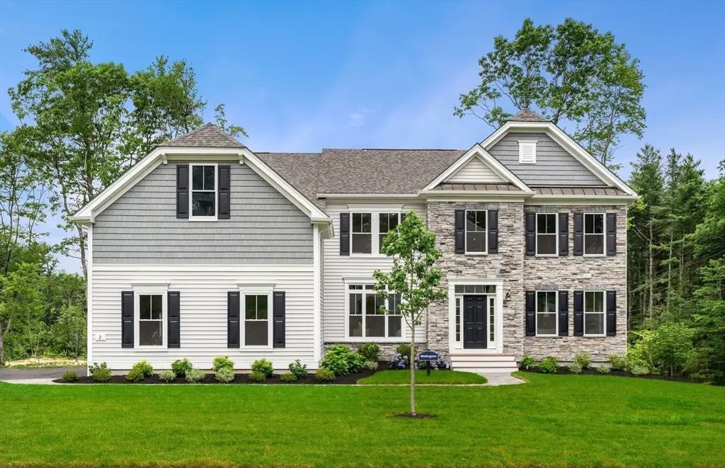 31 Germain Way #2, Norton