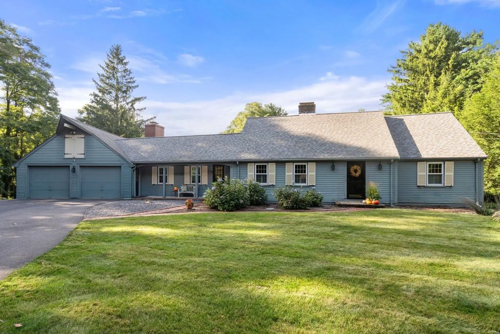 60 Plain Road, Wayland