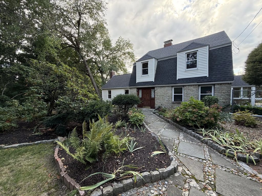 1281 Boston Rd #1281, Haverhill