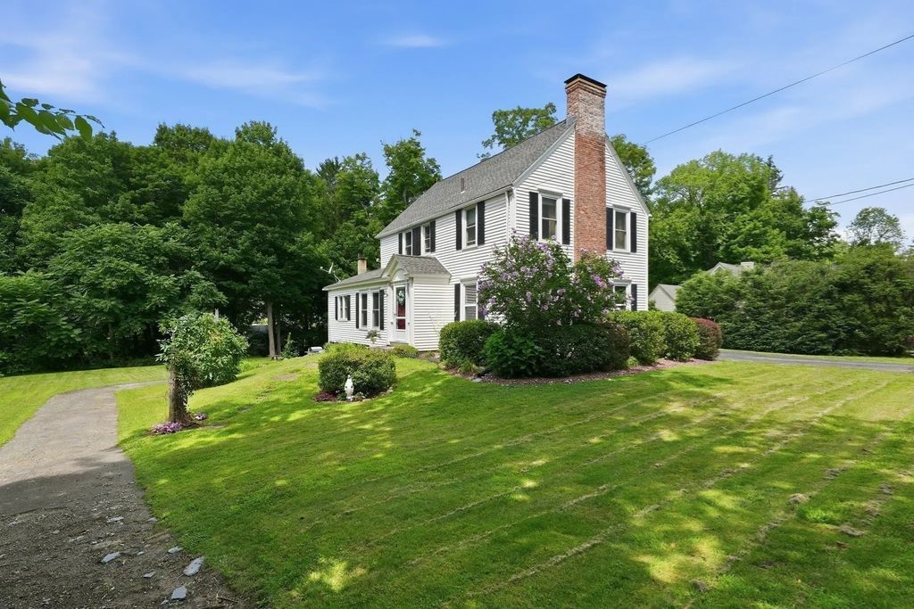 211 Main St, Wilbraham